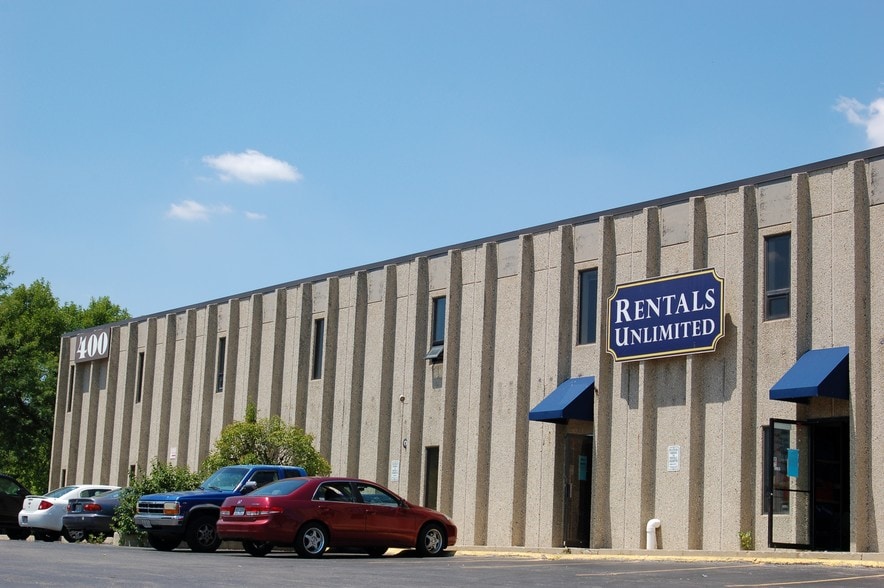 More Photos Of 400 N Schmidt Rd, Bolingbrook Office For Lease