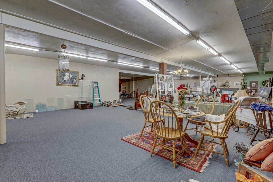 More Photos Of 1700 W Wisconsin Ave, Appleton Freestanding For Sale