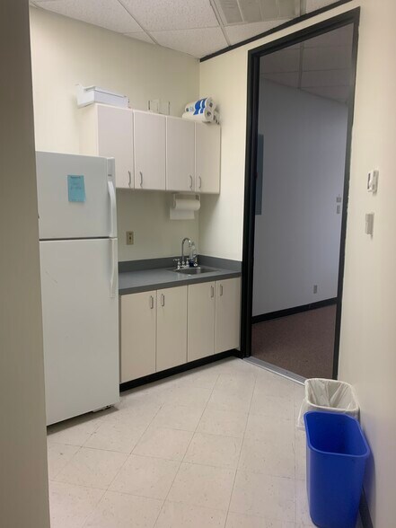 More Photos Of 9300 Jollyville Rd, Austin Office For Lease
