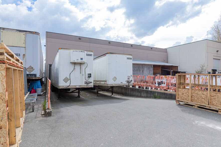 More Photos Of 30781 Simpson Rd, Abbotsford Warehouse For Lease