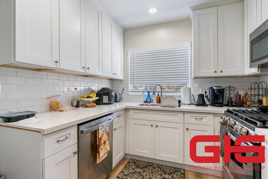 More Photos Of 239 S Madison Ave, Pasadena Apartments For Sale