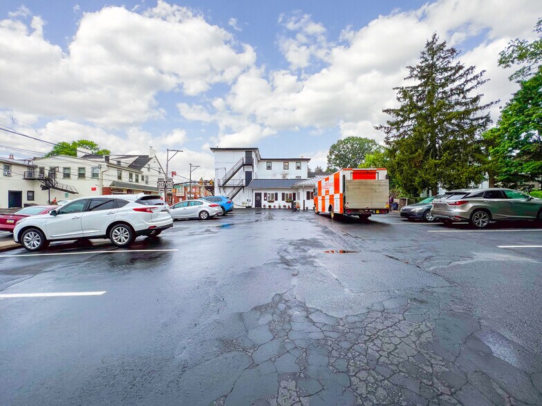 More Photos Of 100 W Maple Ave, Langhorne Restaurant For Sale