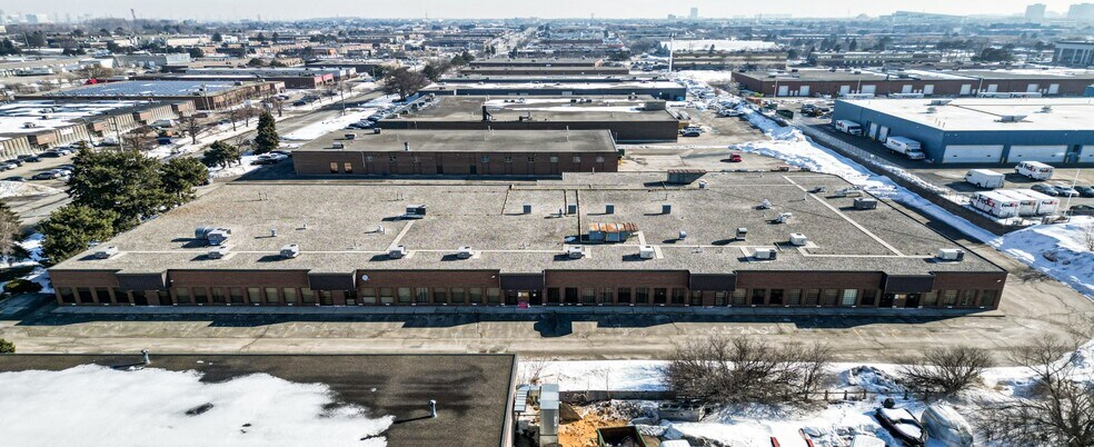 More Photos Of 75 Denison St, Markham Service For Lease