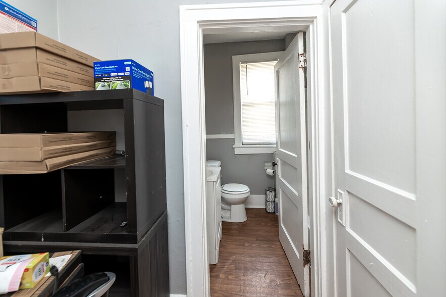 More Photos Of , Memphis Multifamily For Sale