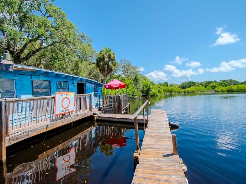 More Photos Of 1761 Beckett Way & US Highway 19, Tarpon Springs Bar For Sale