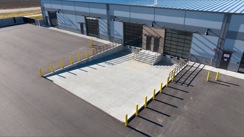 More Photos Of 4880 Eagle Pl, Frederick Industrial For Sale