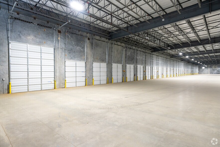 More Photos Of 172 Interamerica Blvd, Laredo Warehouse For Lease