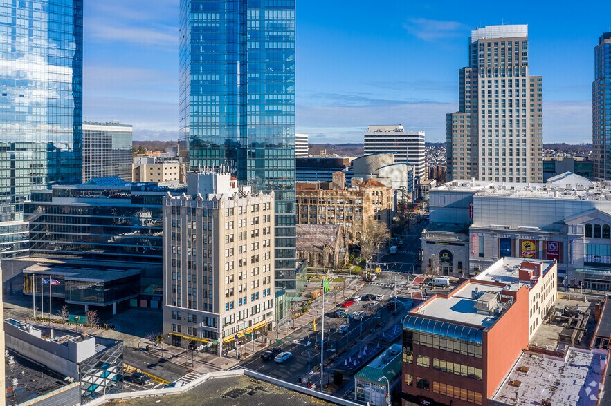 More Photos Of 199 Main St, White Plains Office For Lease