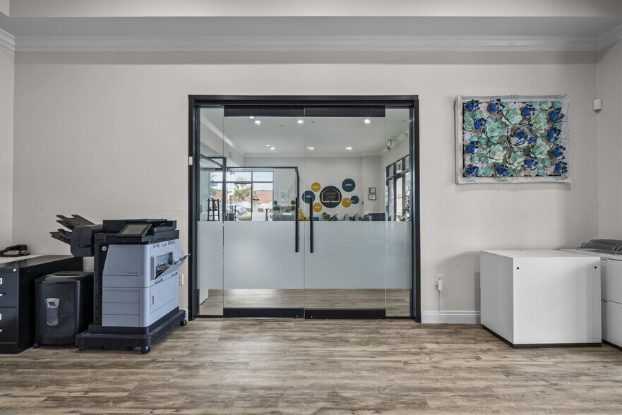 More Photos Of 9908 Artesia Blvd, Bellflower Storefront Retail Office For Sale