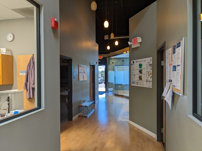 More Photos Of 11005 Dover St, Westminster Research And Development For Lease
