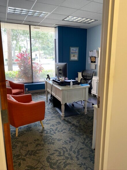 More Photos Of 430 Brevard Ave, Cocoa Office For Sale