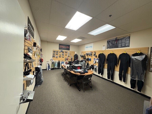 More Photos Of 42225 Remington Ave, Temecula Distribution For Sale