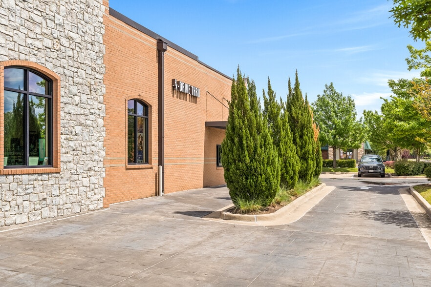 More Photos Of 420 S Denton Tap Rd, Coppell Unknown For Lease