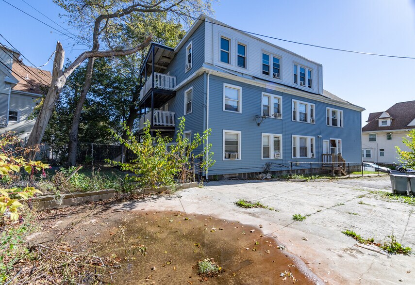 More Photos Of 35 Bradshaw St, Dorchester Apartments For Sale