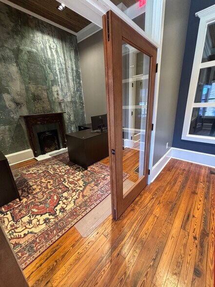 More Photos Of 18 E Candler St, Winder Office For Lease