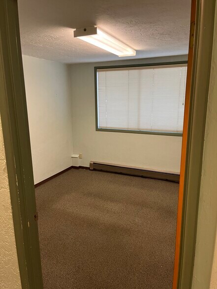 More Photos Of 1185 Arthur St, Eugene Medical For Lease