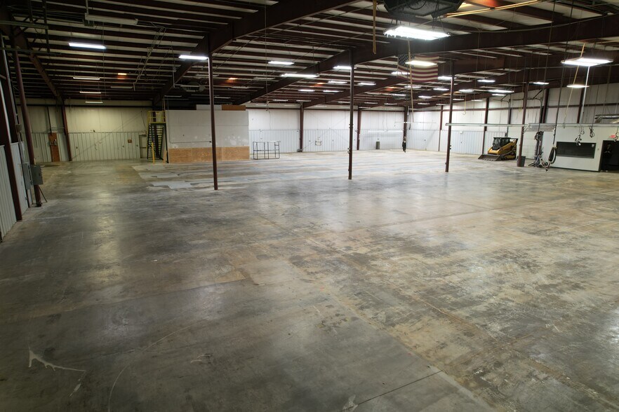 More Photos Of 530 Old Post Rd, Gaffney Industrial For Lease