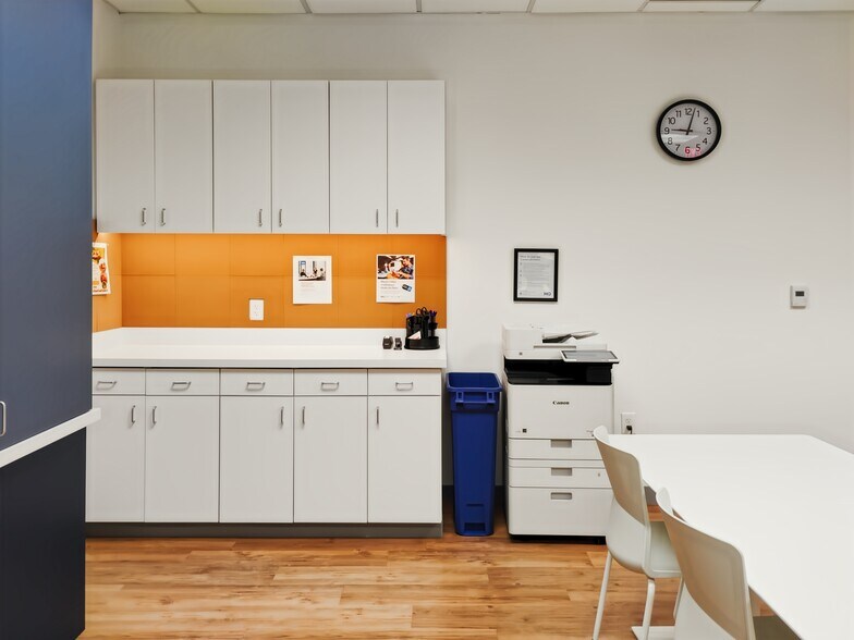 More Photos Of 901 W Rosedale St, Fort Worth Coworking Space