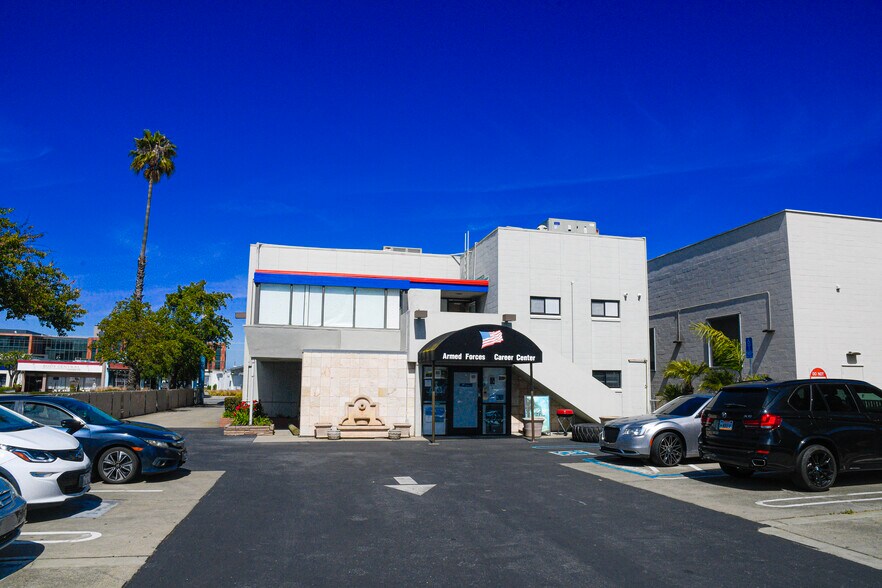 More Photos Of 2850 S El Camino Real, San Mateo Office For Sale