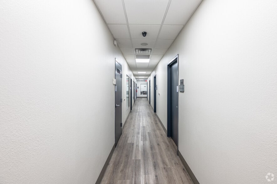 More Photos Of 930 S 4th St, Las Vegas Office For Lease