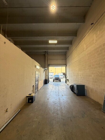 More Photos Of 3815 NW 125th st, Opa Locka Industrial For Lease