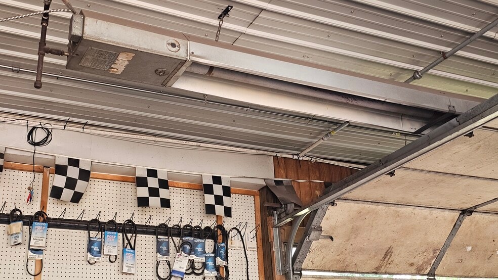 More Photos Of 4114 E Michigan Ave, Jackson Freestanding For Sale