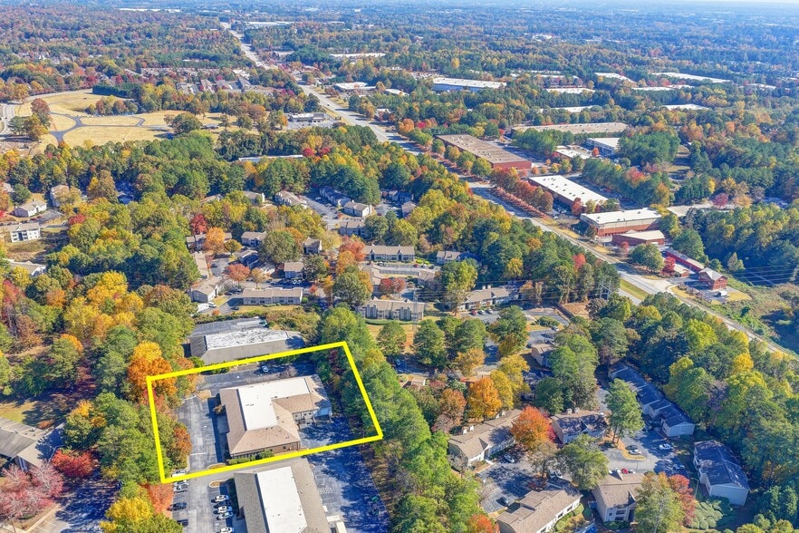 More Photos Of 3274 Medlock Bridge Rd, Peachtree Corners Flex For Sale