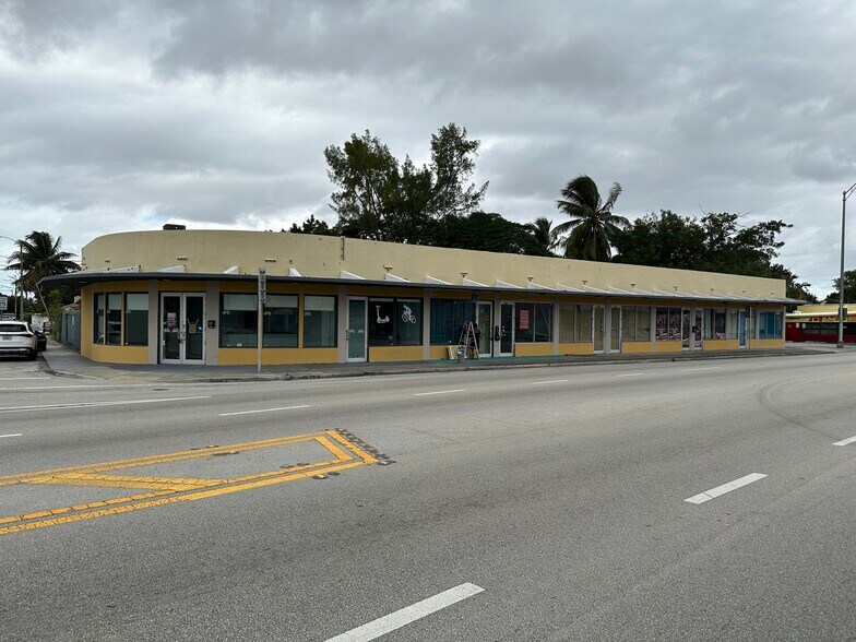 More Photos Of 4300-4316 NW 7th Ave, Miami Freestanding For Lease