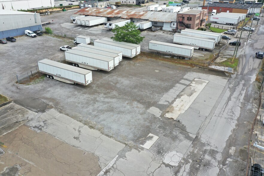 More Photos Of 201 W Quincy Ave, Knoxville Land For Lease