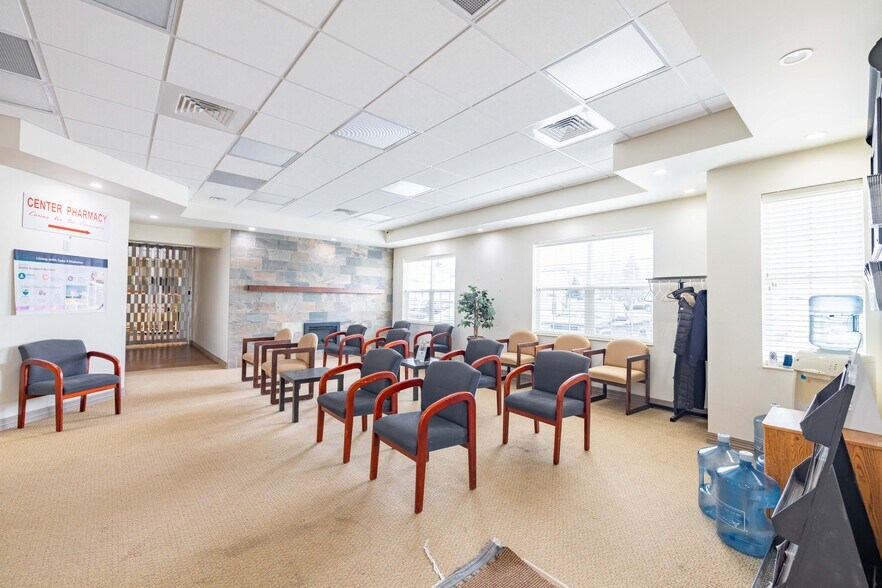 More Photos Of 12660 10 Mile Rd, South Lyon Medical For Lease