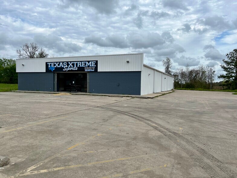 More Photos Of 24750 Fm 2100 Rd, Huffman Freestanding For Sale