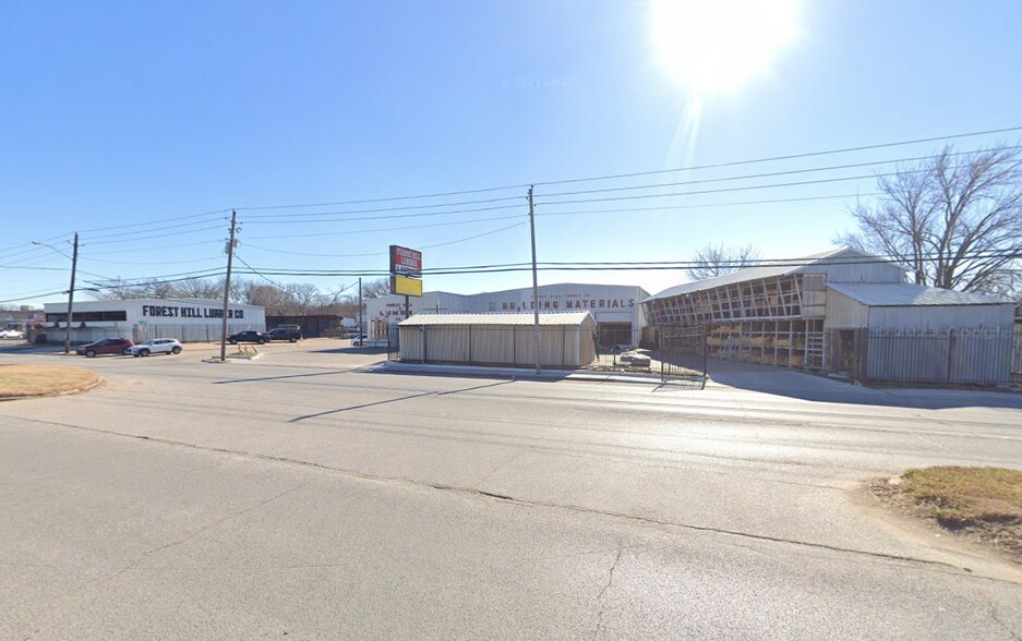 More Photos Of 3370 Mansfield Hwy, Forest Hill General Retail For Sale