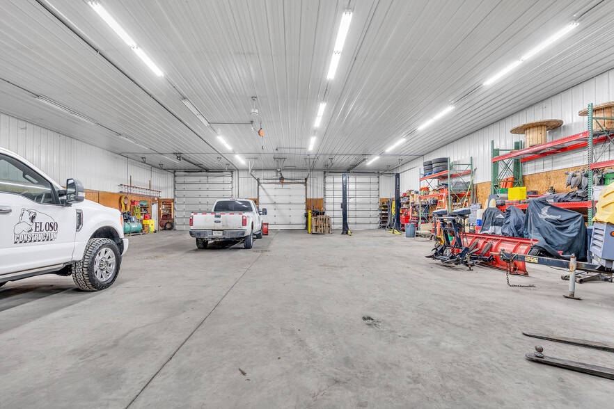 More Photos Of 403 Industrial Dr, Griffith Service For Sale