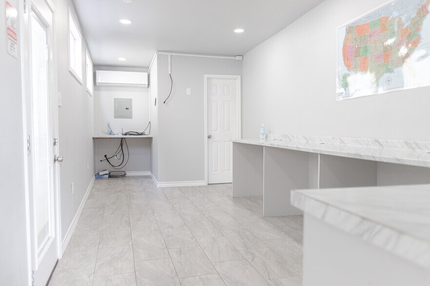 More Photos Of 119 North America Rd, Laredo Land For Sale