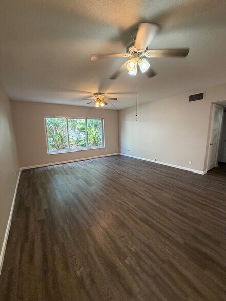 More Photos Of 1420 SE 4th Ave, Pompano Beach Apartments For Sale