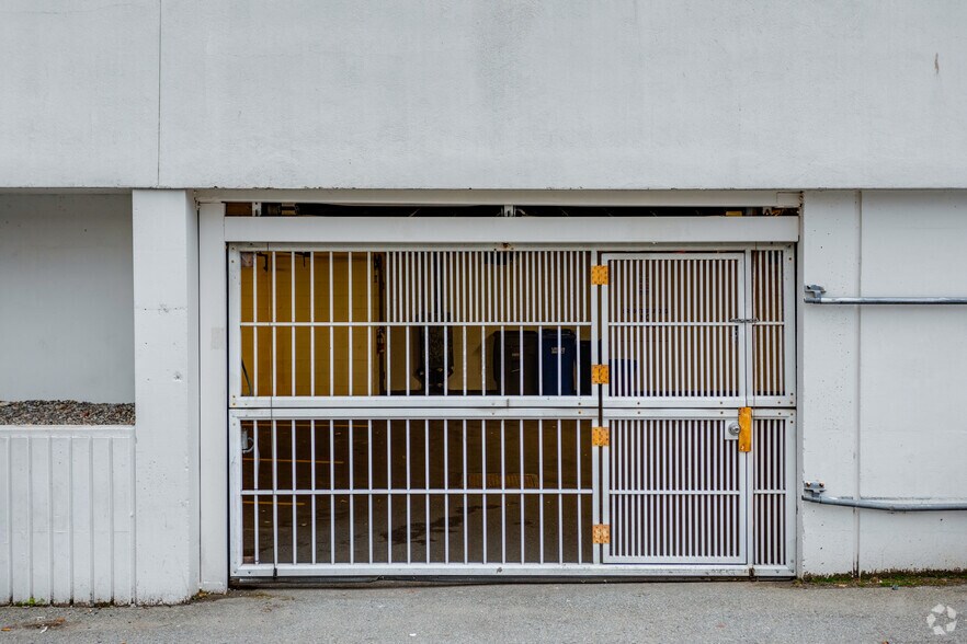 More Photos Of 761 Cardero St, Vancouver Office For Lease