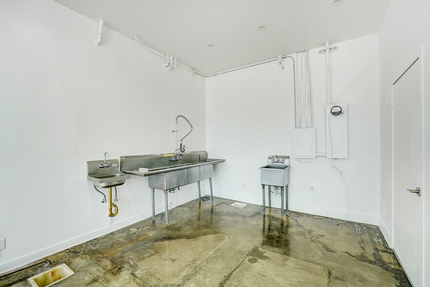 More Photos Of 4500-4506 Inglewood Blvd, Culver City Storefront For Lease
