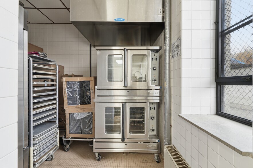 More Photos Of 221 E 12th Ave, Homestead Schools For Lease