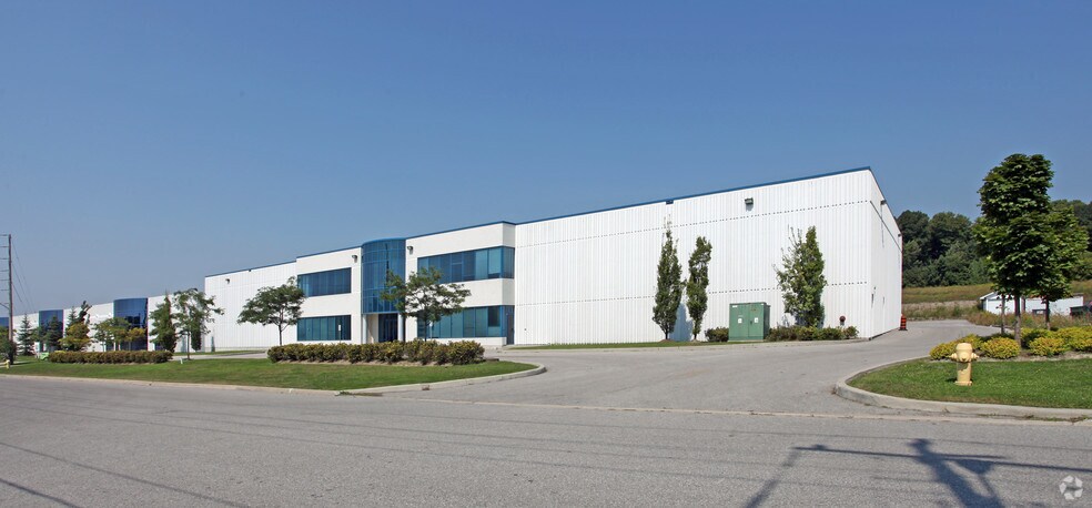 More Photos Of 1050 Copperstone Dr, Pickering Warehouse For Lease