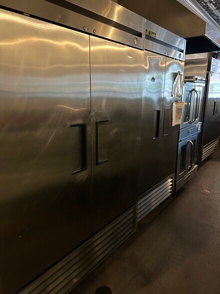 More Photos Of 9155 Gillsville Rd, Maysville Restaurant For Sale