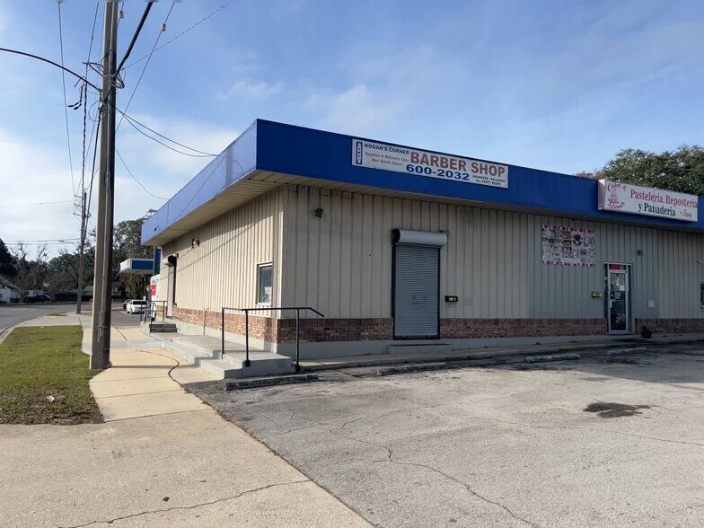 More Photos Of 1906 Parental Home Rd, Jacksonville Storefront For Sale