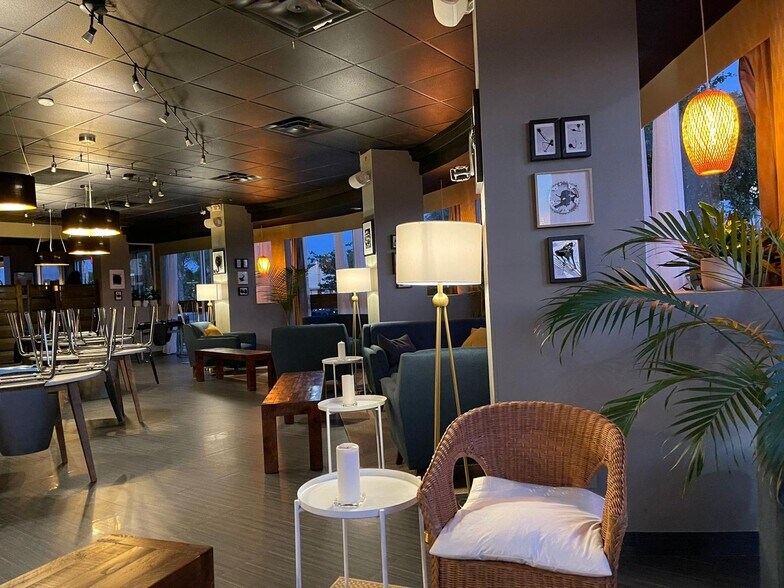 More Photos Of 350 E Seminole Blvd, Sanford Freestanding For Sale