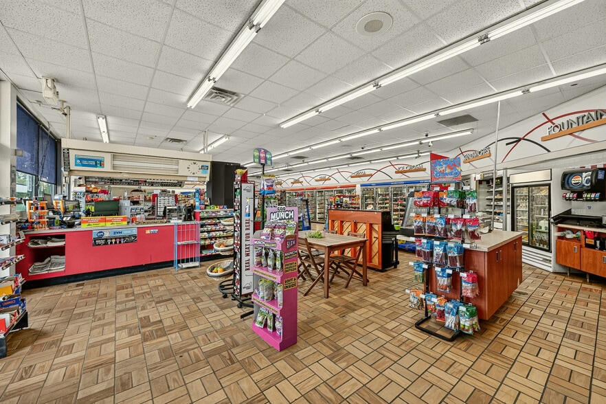More Photos Of 1103 4th St S, Cannon Falls Truck Stop For Sale