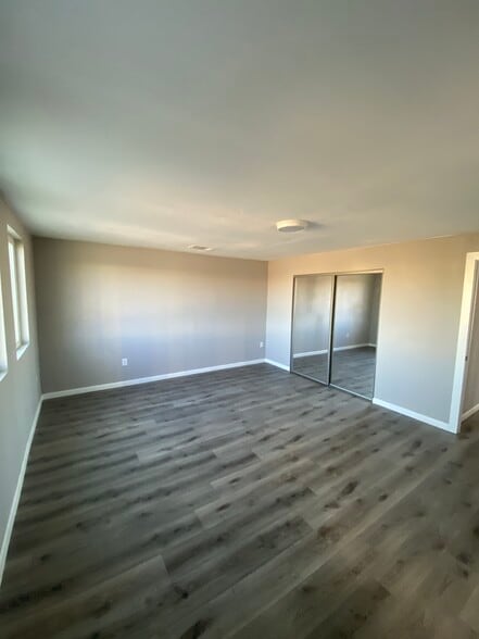 More Photos Of 1679 S O St, Tulare Light Manufacturing For Lease