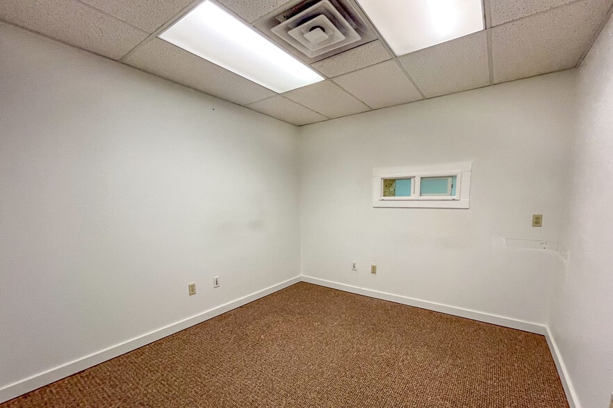 More Photos Of 1200 Bozeman Ave, Helena Warehouse For Sale