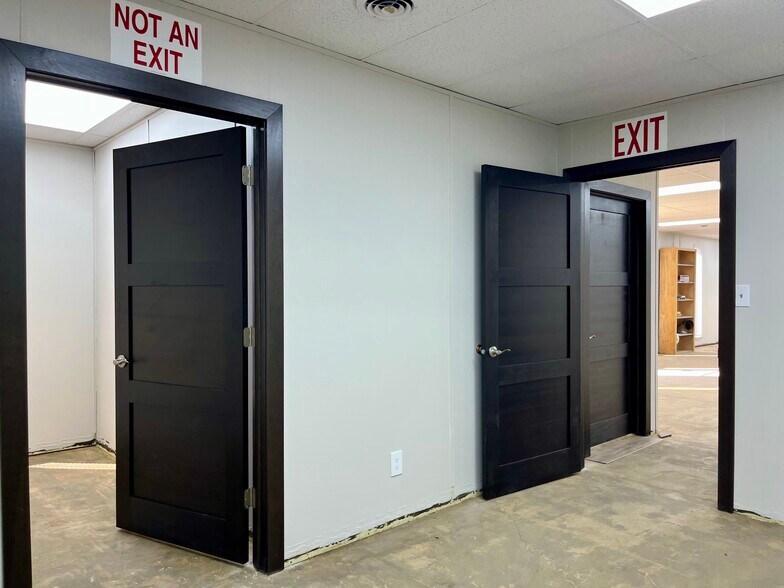 More Photos Of 1632-1644 Clara St, Columbus Warehouse For Lease