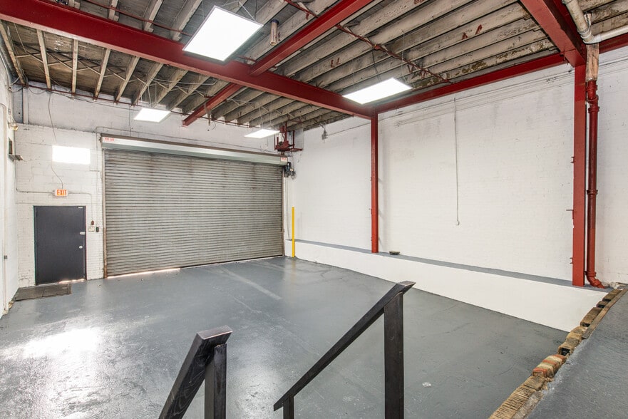 More Photos Of 124 Johnson St, Newark Warehouse For Sale