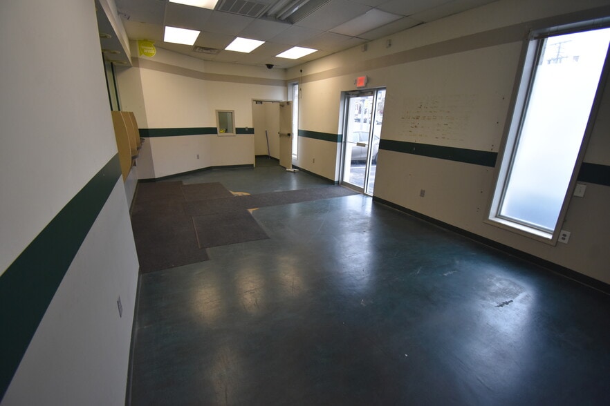 More Photos Of 1710-1728 Butler St, Easton Storefront For Lease