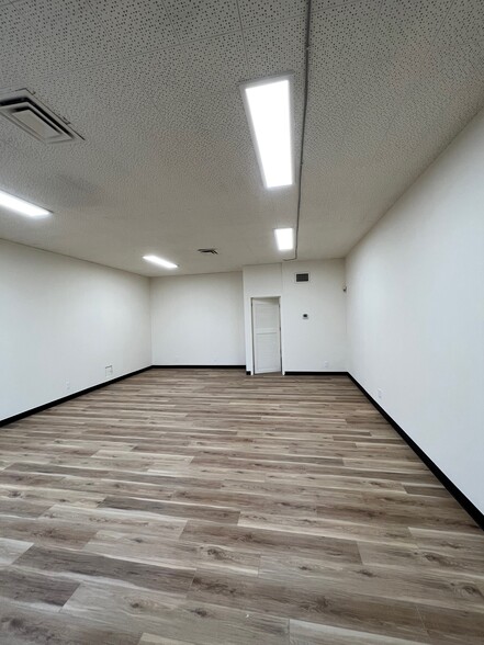 More Photos Of 3611 Main St, Kansas City Office For Lease