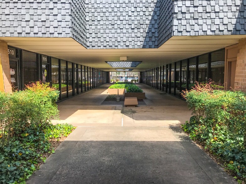 More Photos Of 6825 Jimmy Carter Blvd, Norcross Unknown For Lease